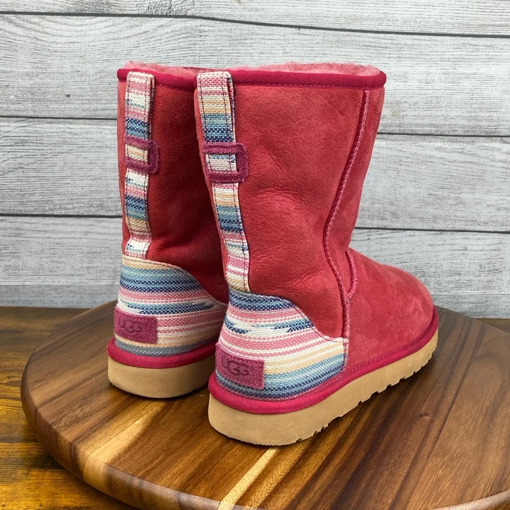 UGG Classic Short Serape Pink Multicolor Stripes Limited Edition Boot Women’s 10
